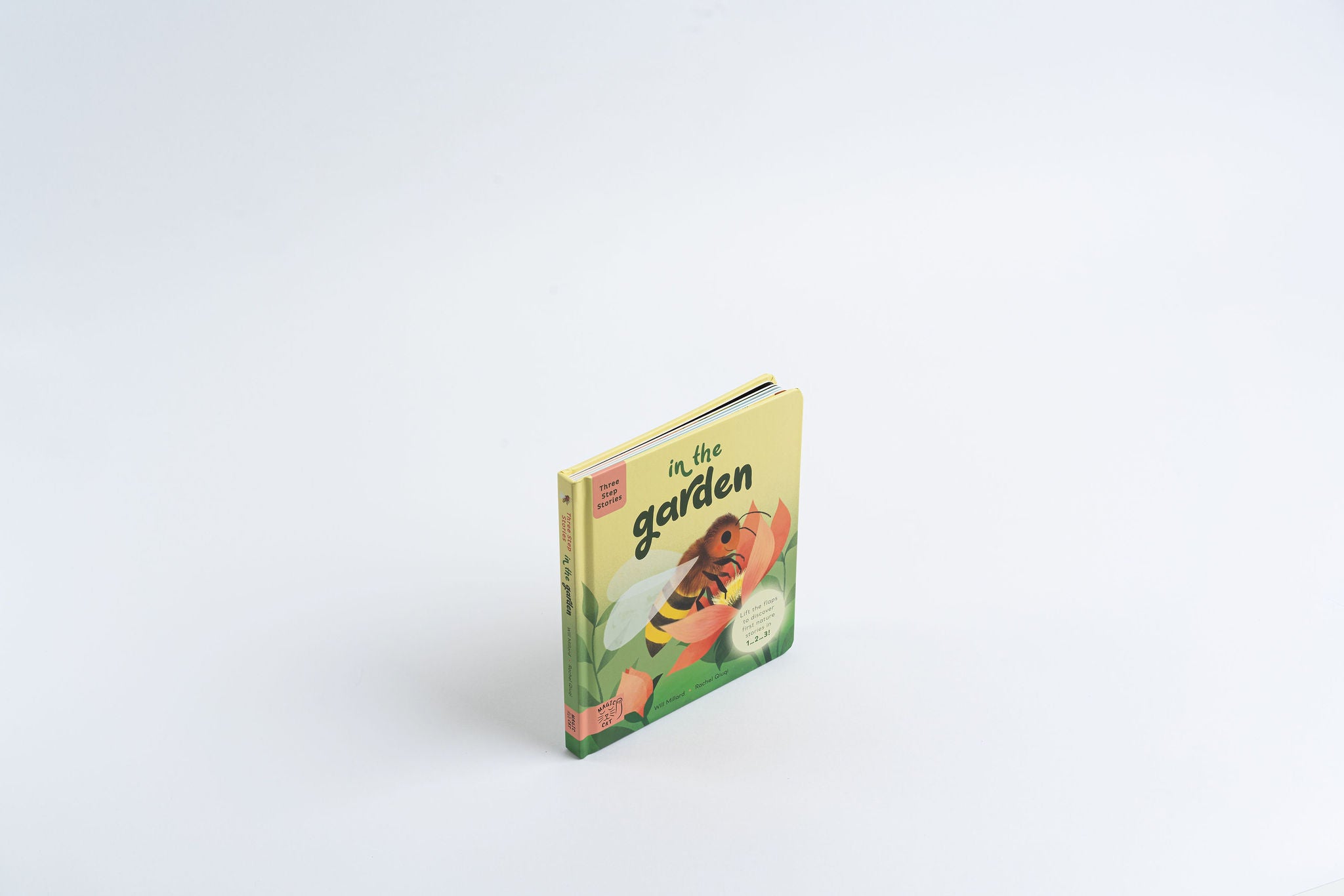 Three Step Stories: In the Garden – Magic Cat Publishing